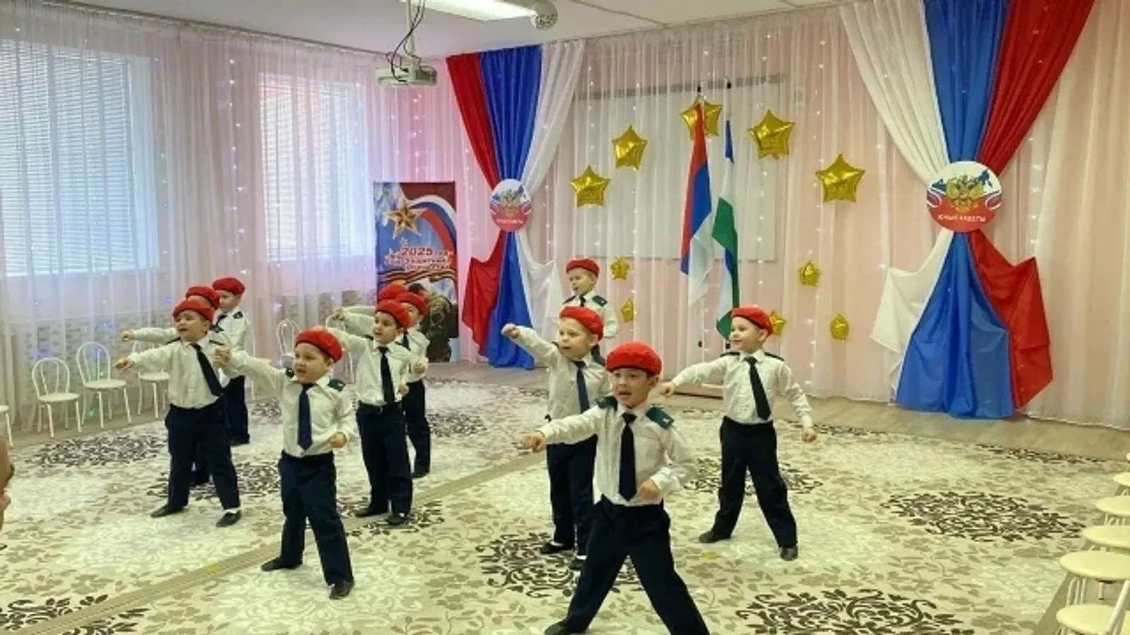 Трёхдневный уикенд: Гострудинспекция напомнила о графике работы на День России