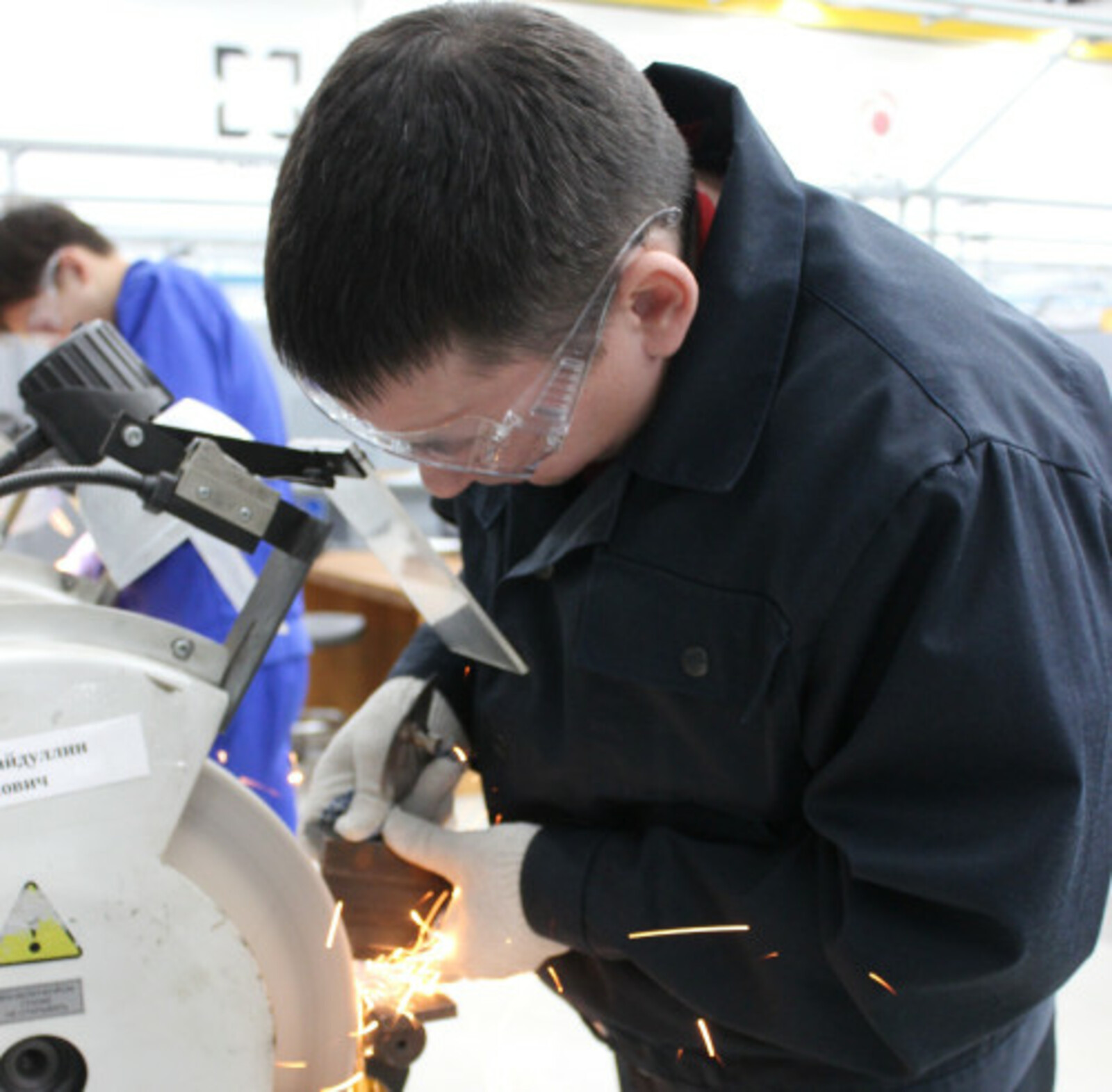 В Башкирии около 3 тысяч работников пройдут переподготовку благодаря нацпроекту