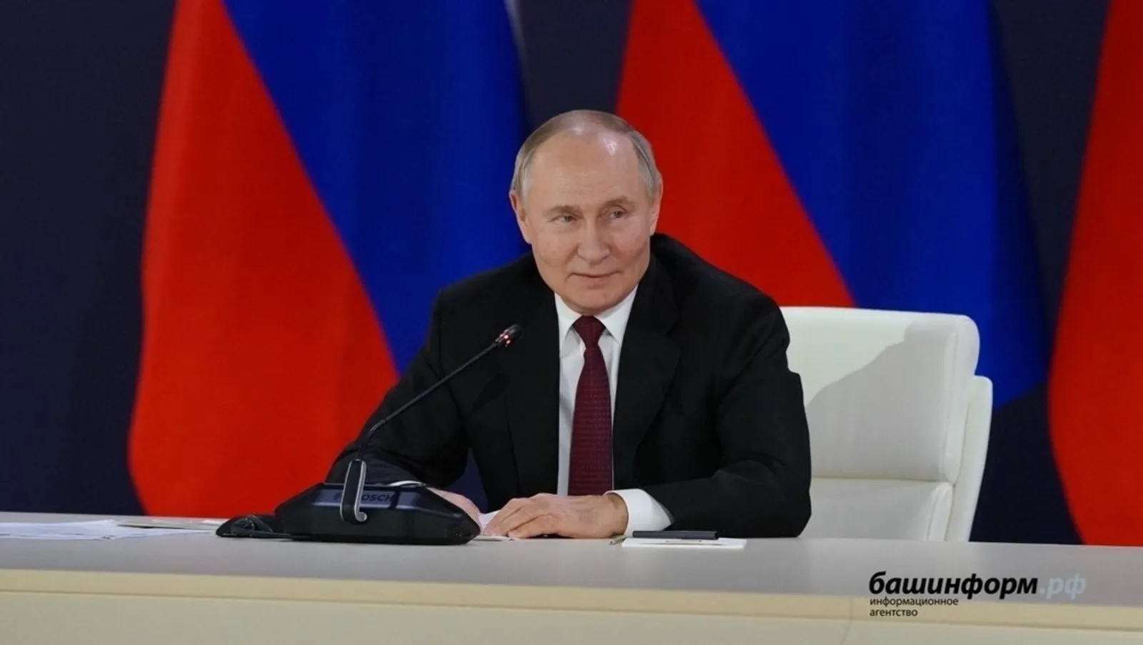 Путин утвердил закон о контроле за органами местного самоуправления