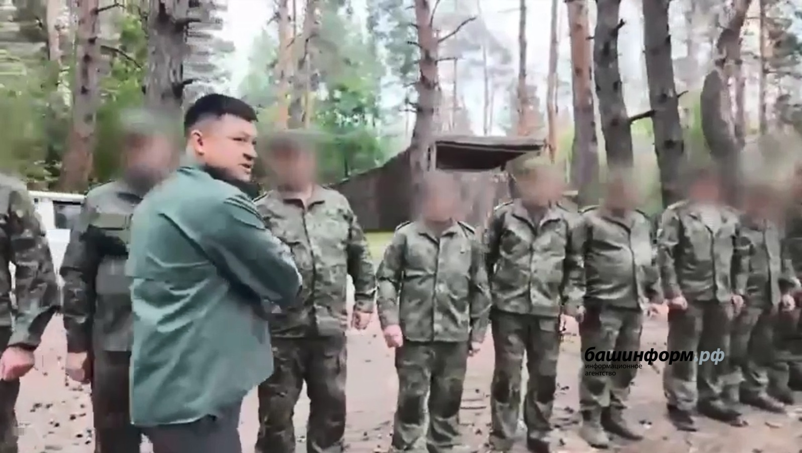 Глава Уфы Ратмир Мавлиев доставил гуманитарный груз военнослужащим в зону СВО