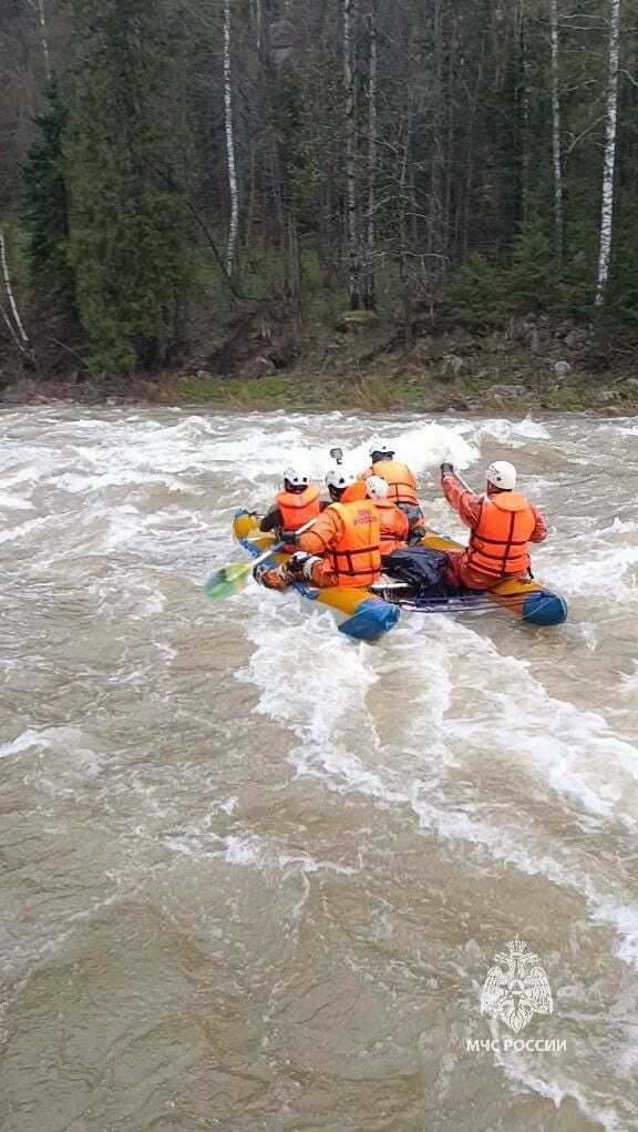 Спасатели Башкирии обеспечивают безопасность любителей сложных сплавов