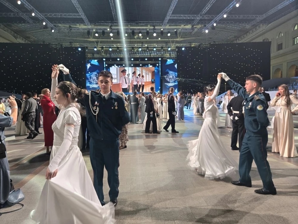 Кадеты из Уфимского района приняли участие в юбилейном Кремлёвском бале в Москве