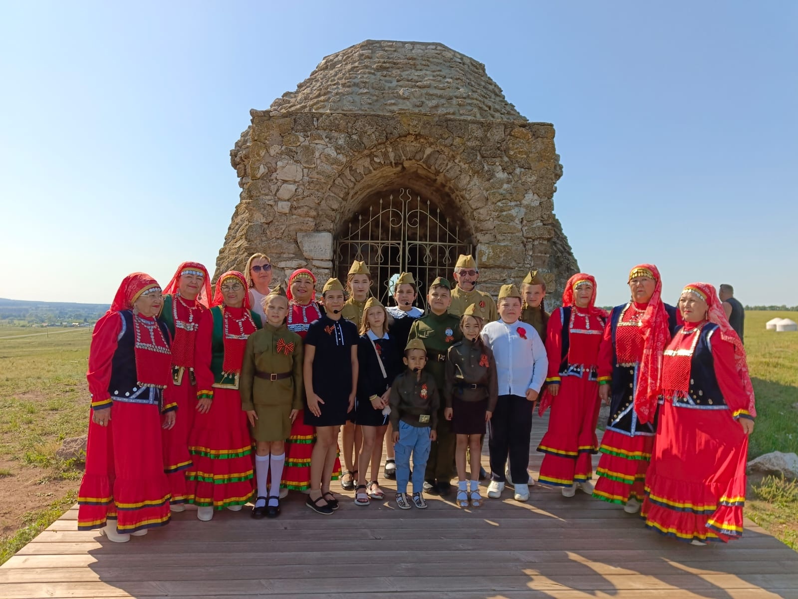 Коллективы Уфимского района выступили в музее «Тура-хан»