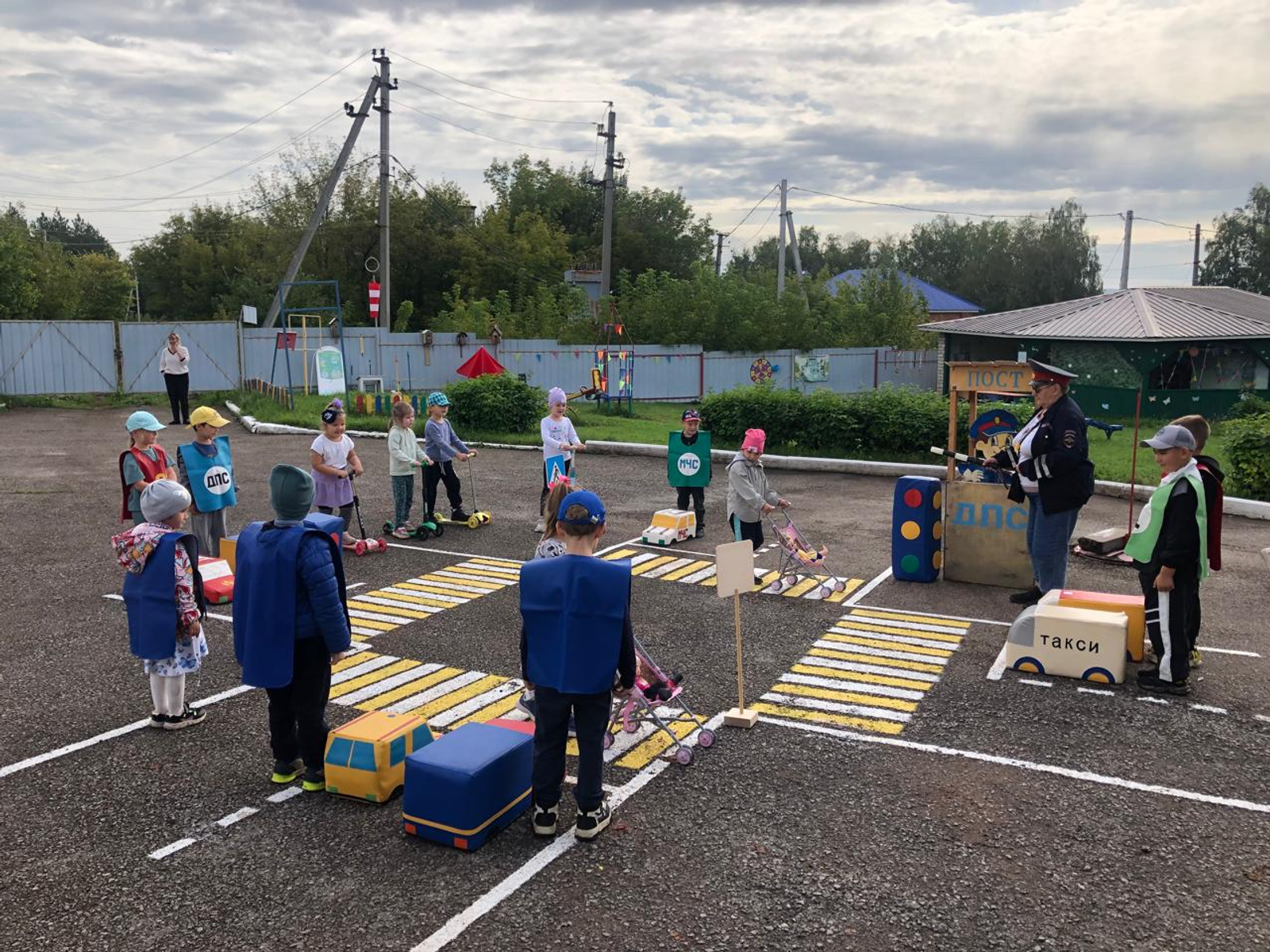 В детском саду Уфимского района прошло занятие по безопасности на дороге