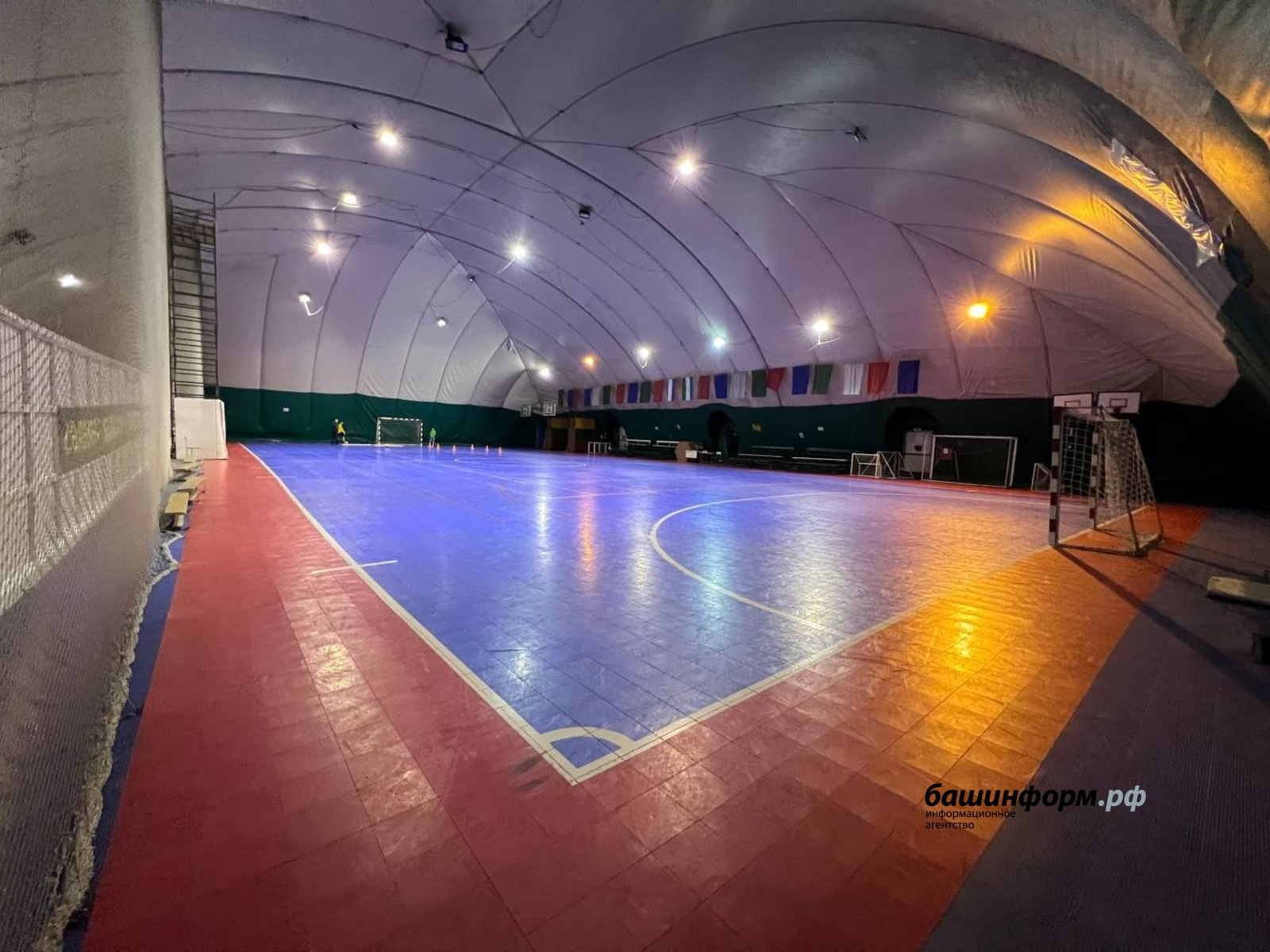 В Уфе снесут воздухоопорный ФОК и построят современный спортивный комплекс