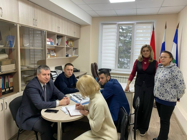 Депутат и представители РЖД обсудили вопросы благоустройства в Уфимском районе