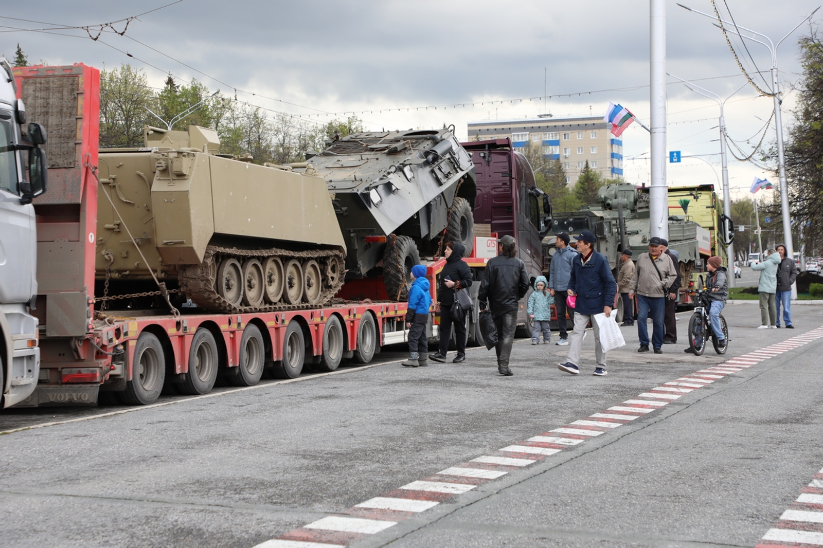 В Уфе открылась выставка трофейной техники НАТО