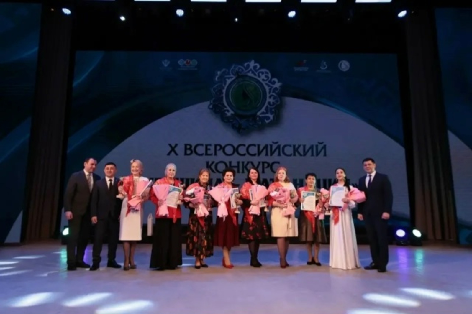 5 жительниц Уфимского района награждены на конкурсе «Женщина – мать нации»