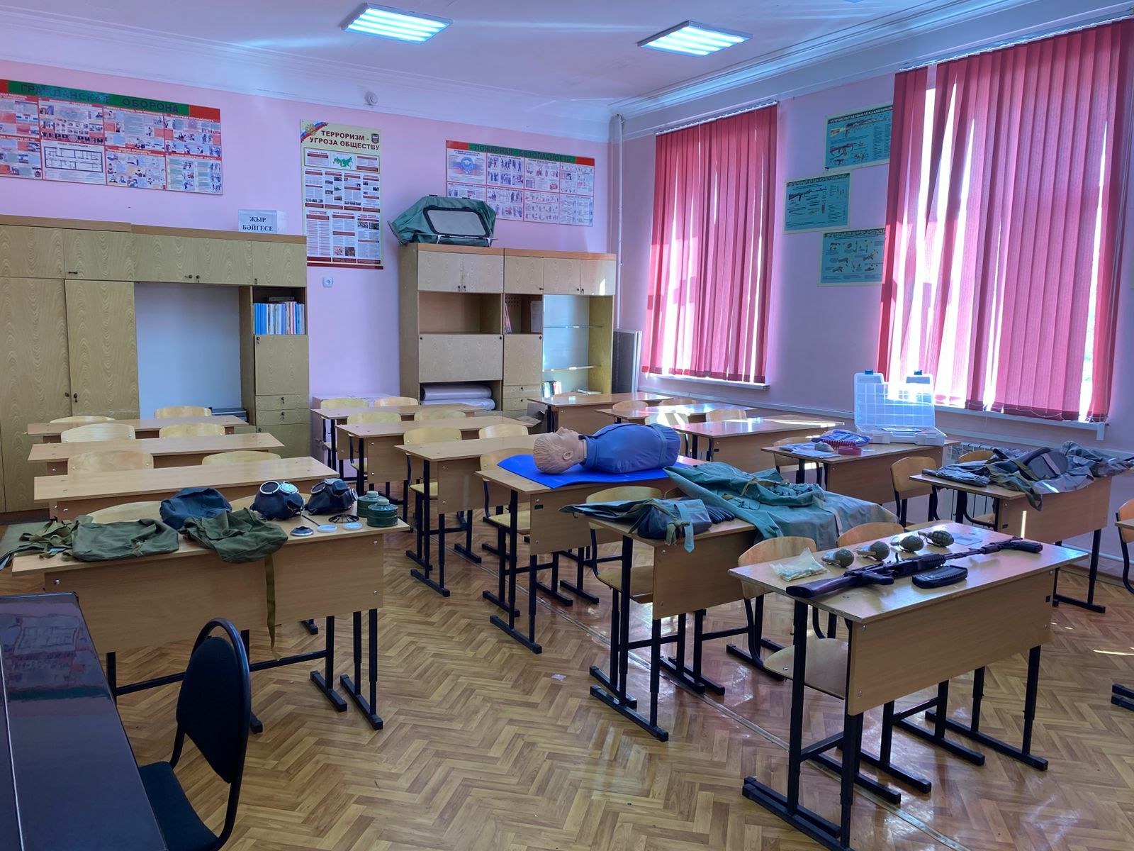 711 школ Башкортостана получили новое оборудование для кабинетов труда и ОБЗР