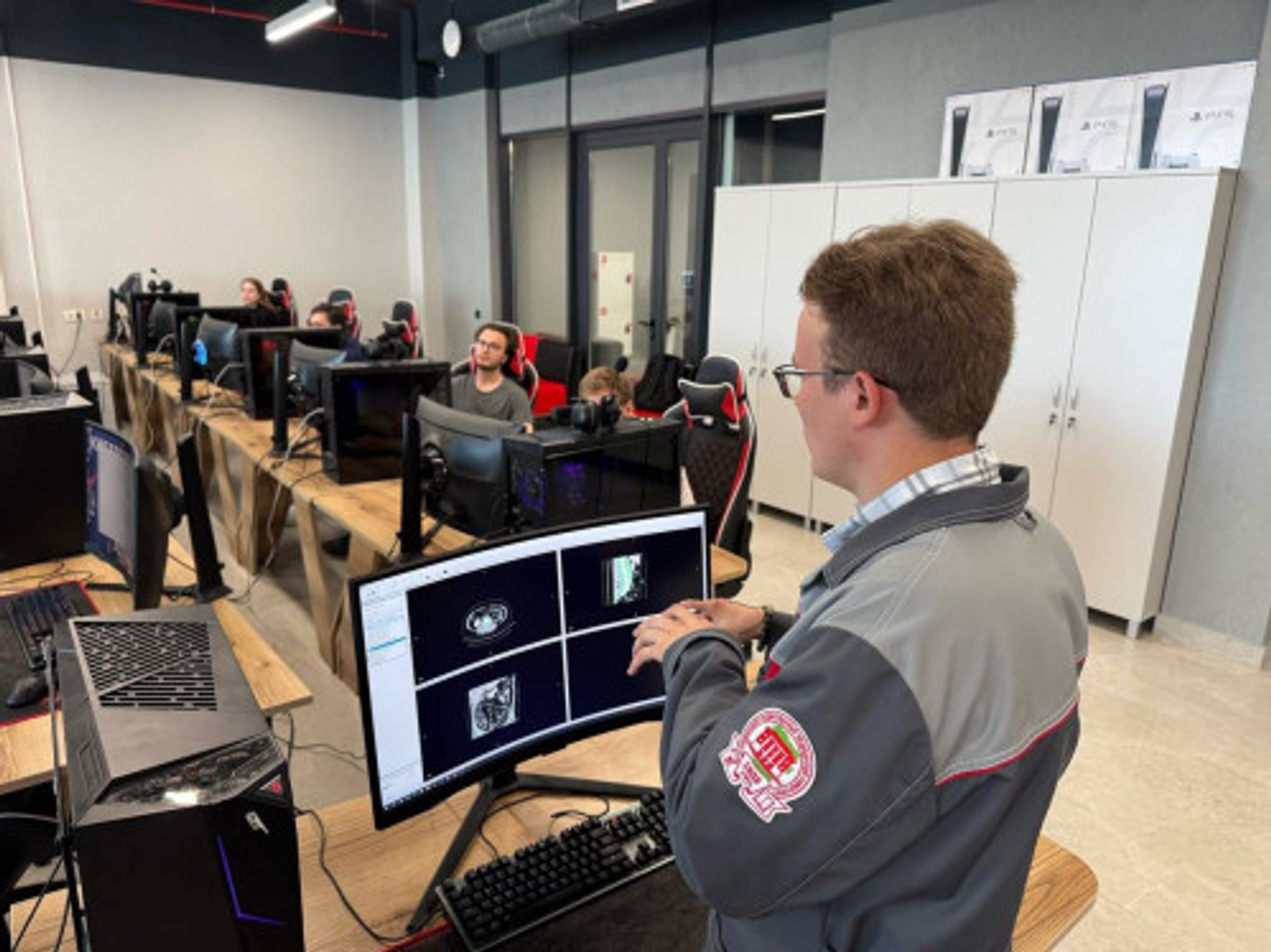 В Уфе обсудили безопасное применение ИИ в медицине и образовании