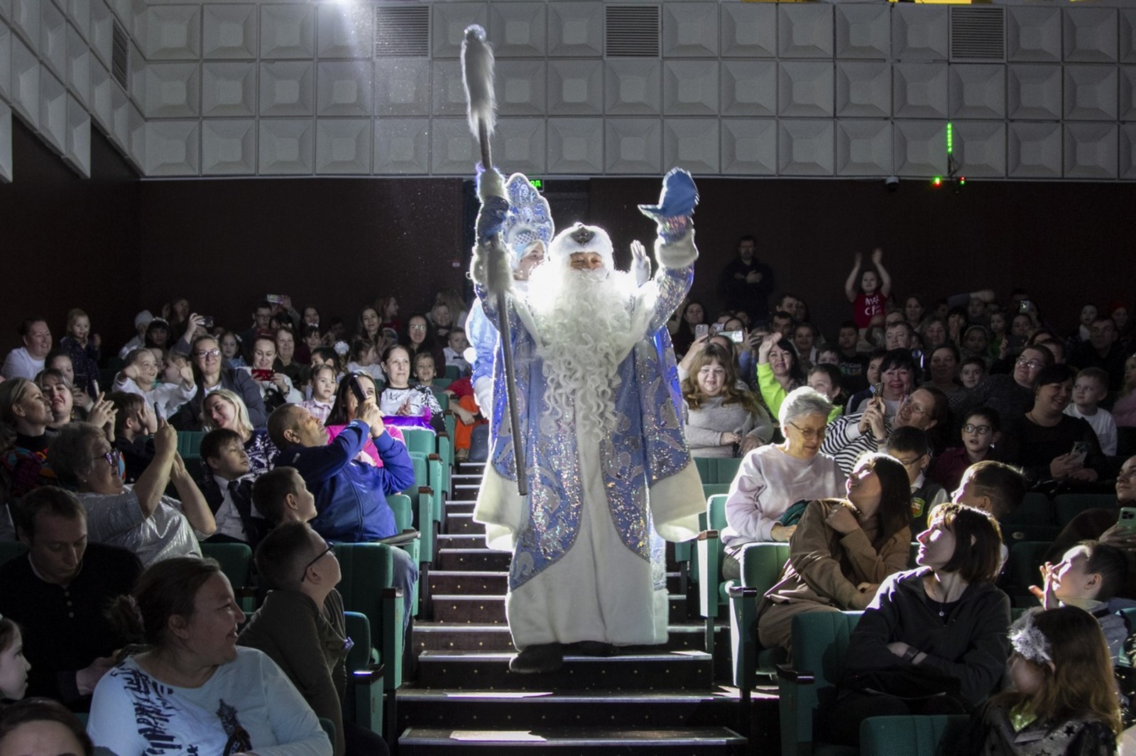 В Уфе прошла новогодняя ёлка для детей с особенностями развития