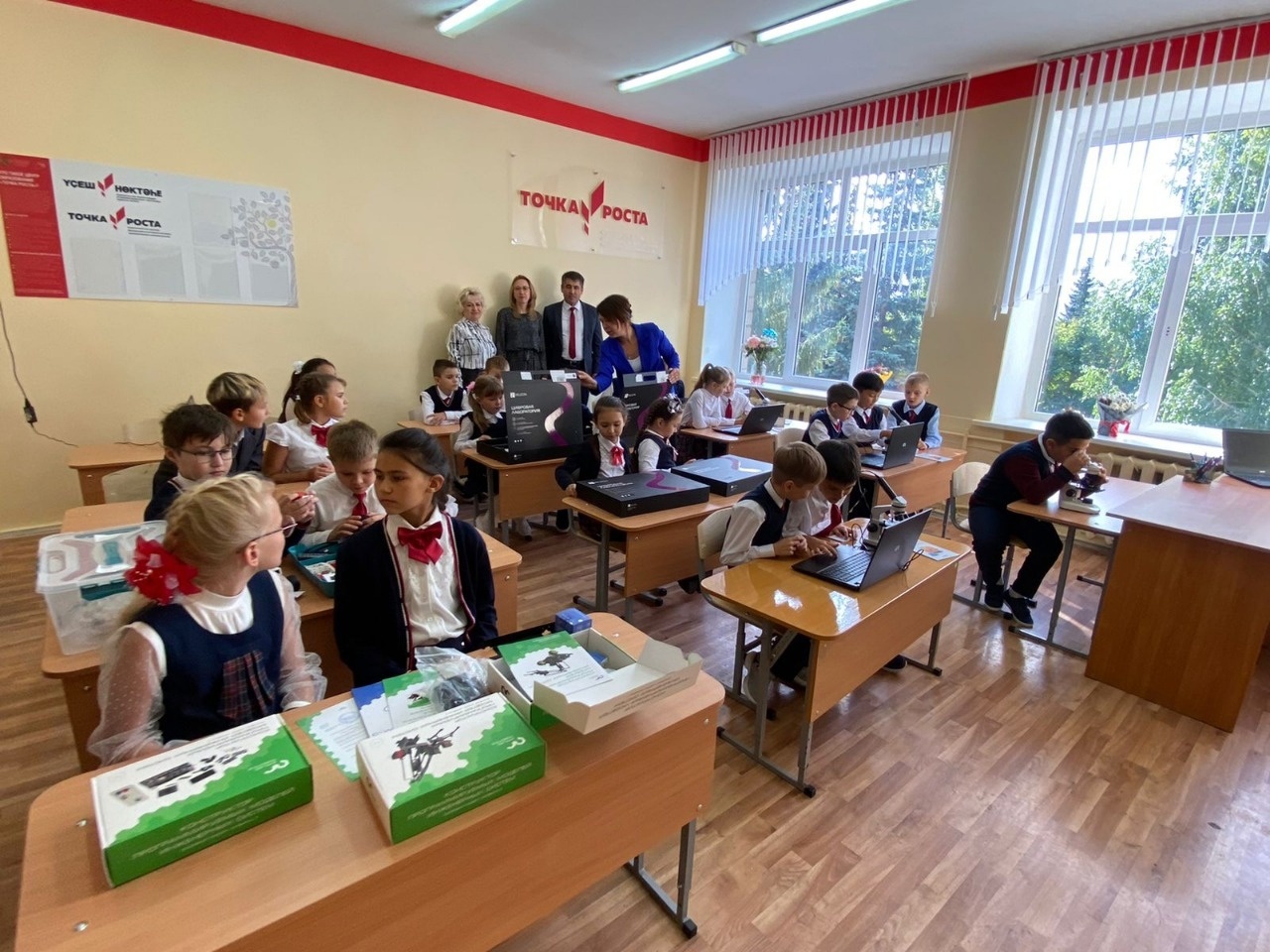 По нацпроекту «Образование» в школах Уфимского района открылись новые «Точки роста»