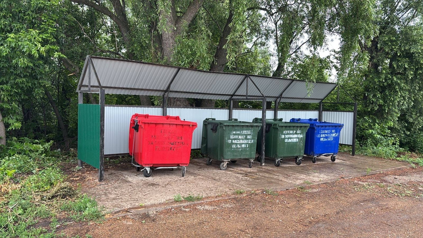 В Уфимском районе продолжаются работы по благоустройству