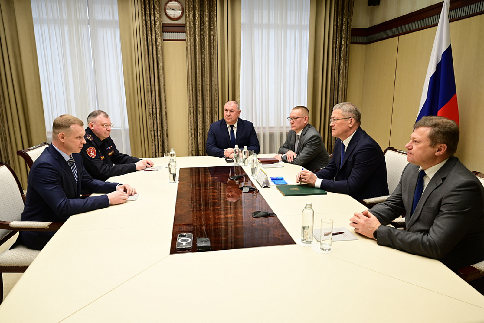 Глава Башкирии встретился с новым начальником Росгвардии
