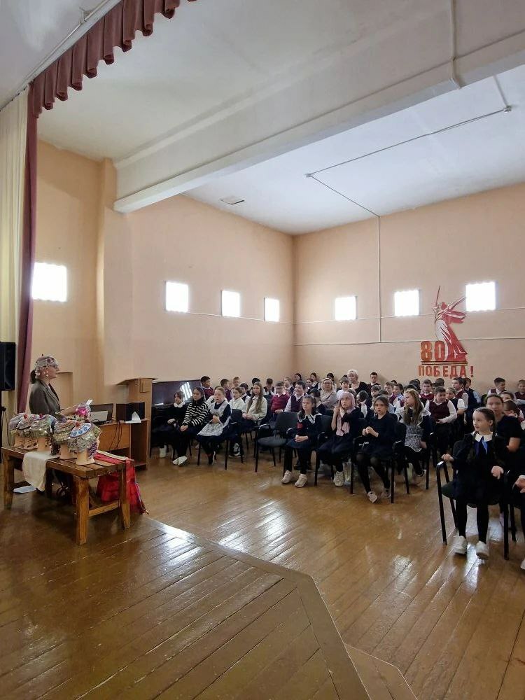 Школьники Уфимского района совершили путешествие в мир чувашской культуры