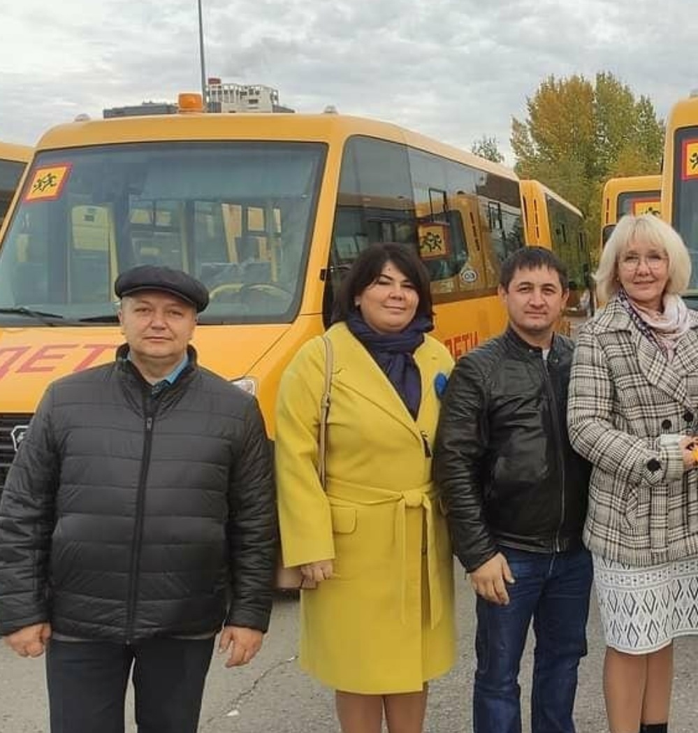 Школы Уфимского района получили шесть новых автобусов