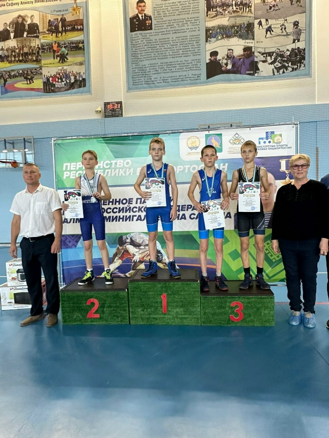 Юные борцы Уфимского района приняли участие в первенстве памяти Героя России