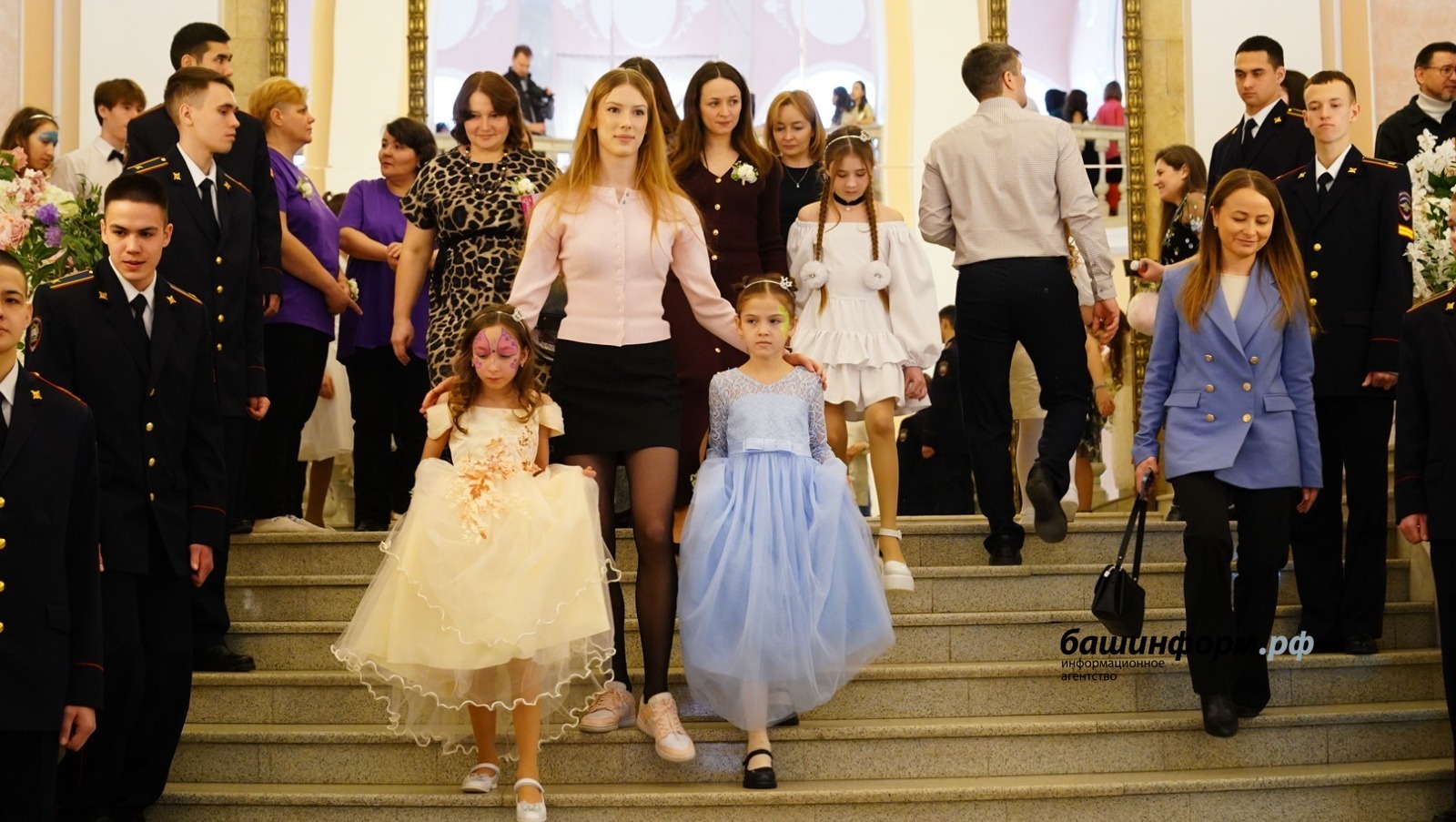 В Уфе прошел седьмой благотворительный «Бал маленьких принцесс»