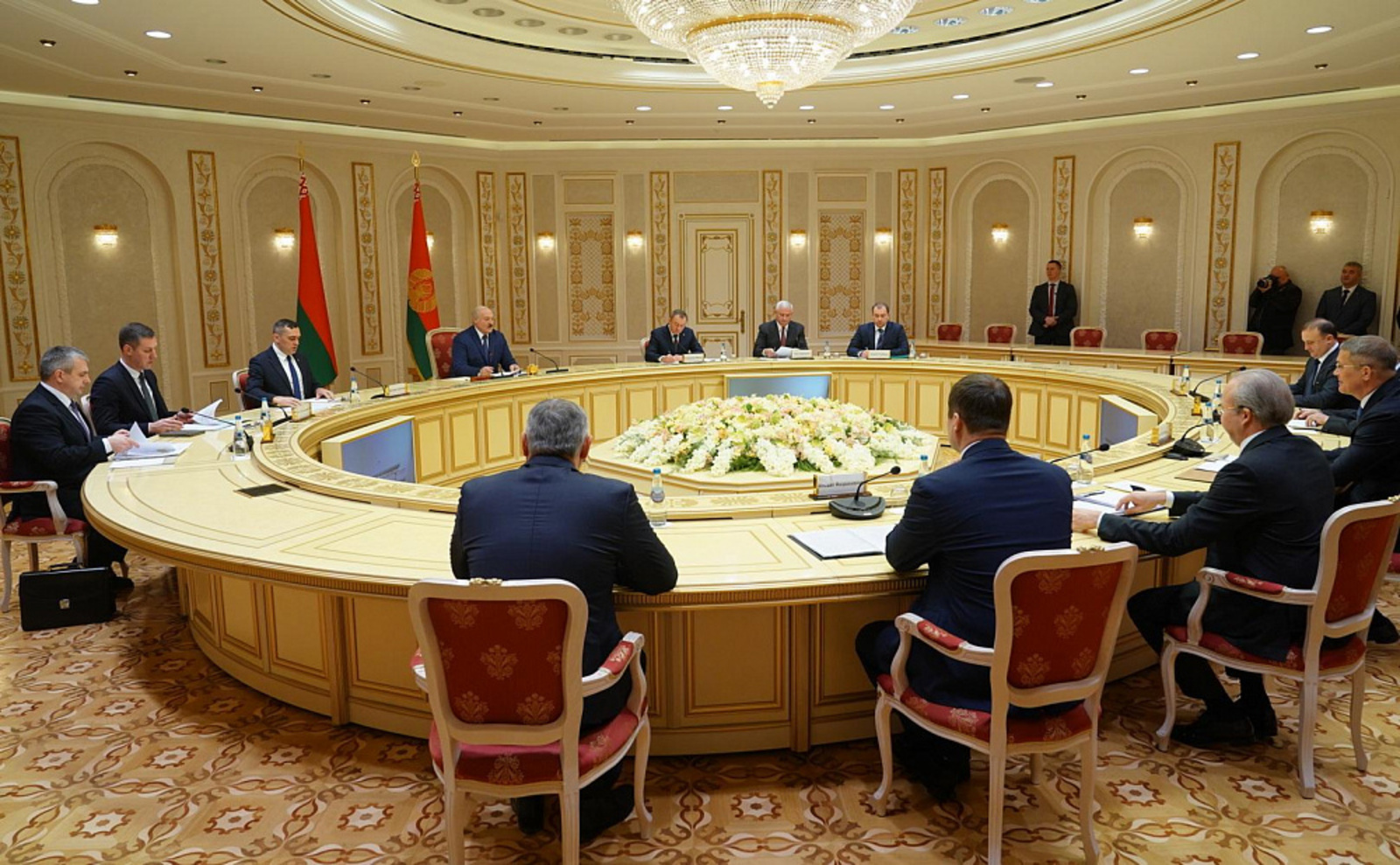 В Минске состоялась рабочая встреча Радия Хабирова и Александра Лукашенко
