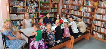 В Таптыковской библиотеке отметили Международный день цветов