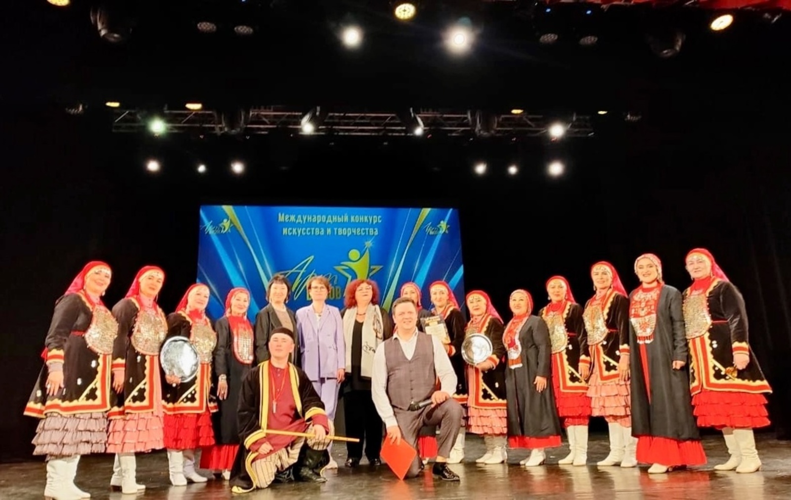 Ансамбль из Уфимского района блистательно выступил на «Арт вызове»