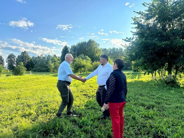 Глава администрации Уфимского района провёл личный приём граждан в селе Черкассы