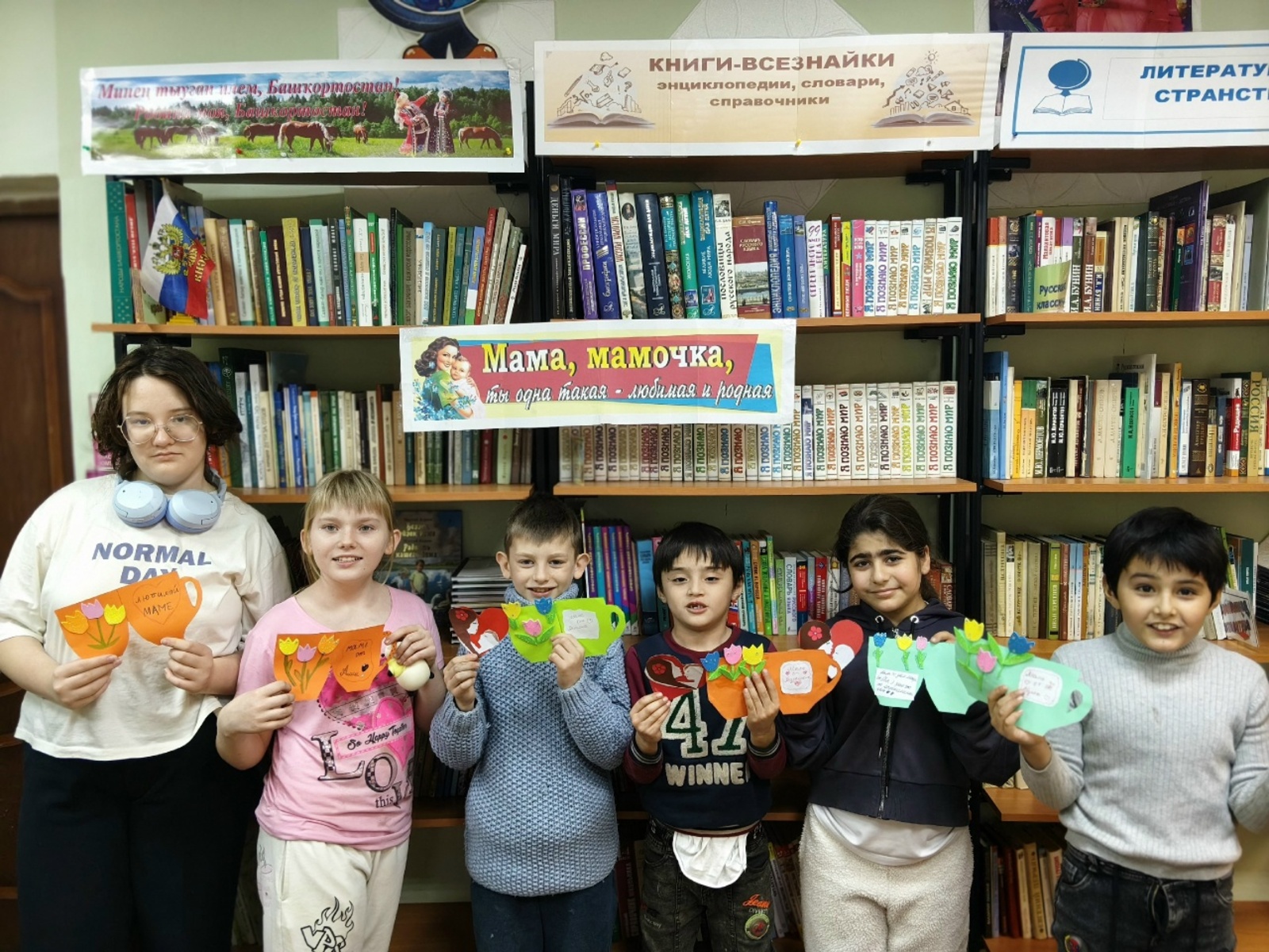 Юные жители Михайловки создали подарки для мам на творческом мастер-классе