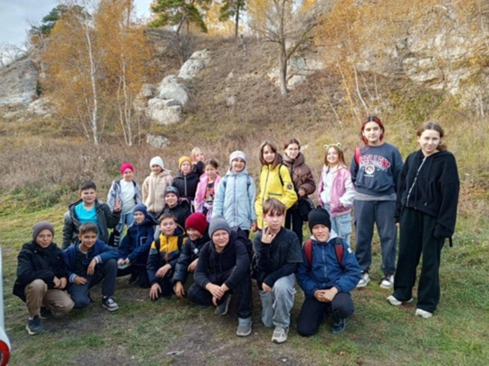 Юные туристы из Миловки освоили навыки выживания в природных условиях