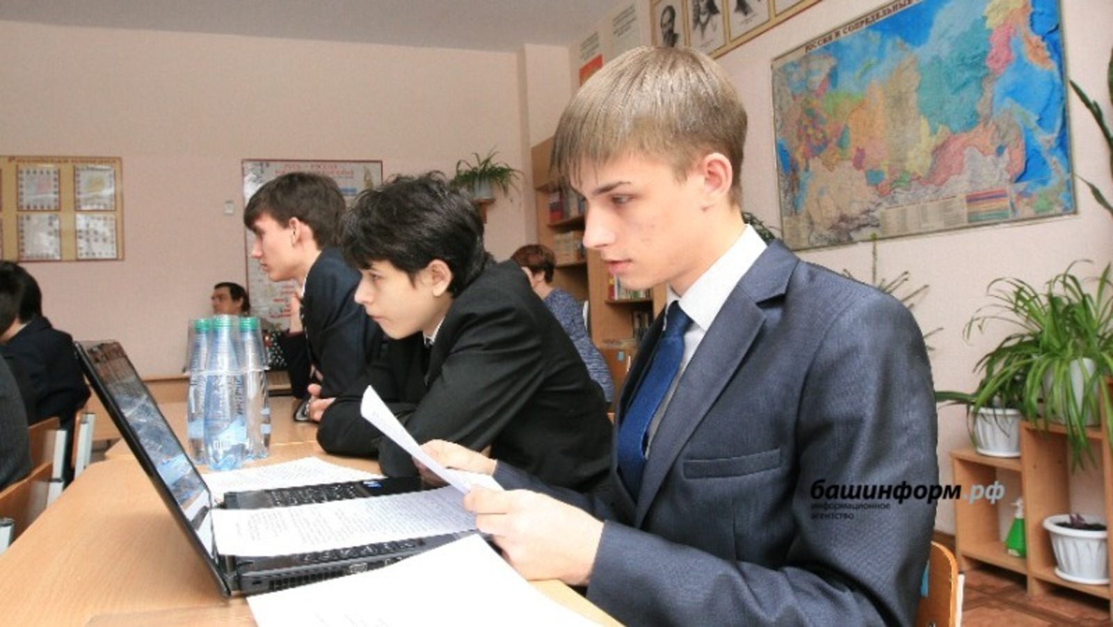 В школах Башкирии проводится добровольный мониторинг относительно воздействия на учащихся экстремистской идеологии