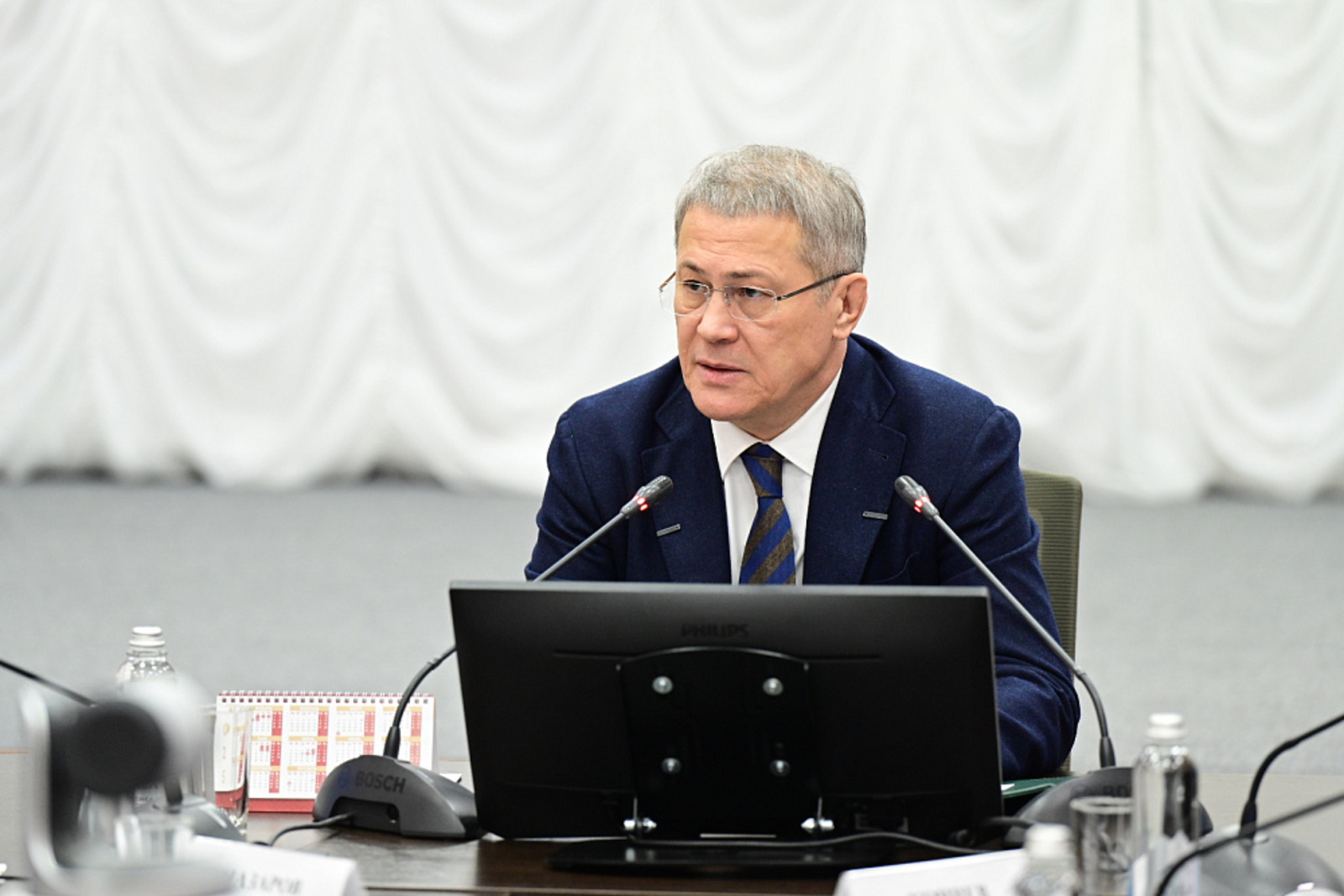 Глава Башкирии  советует посвятить новогодние каникулы путешествиям