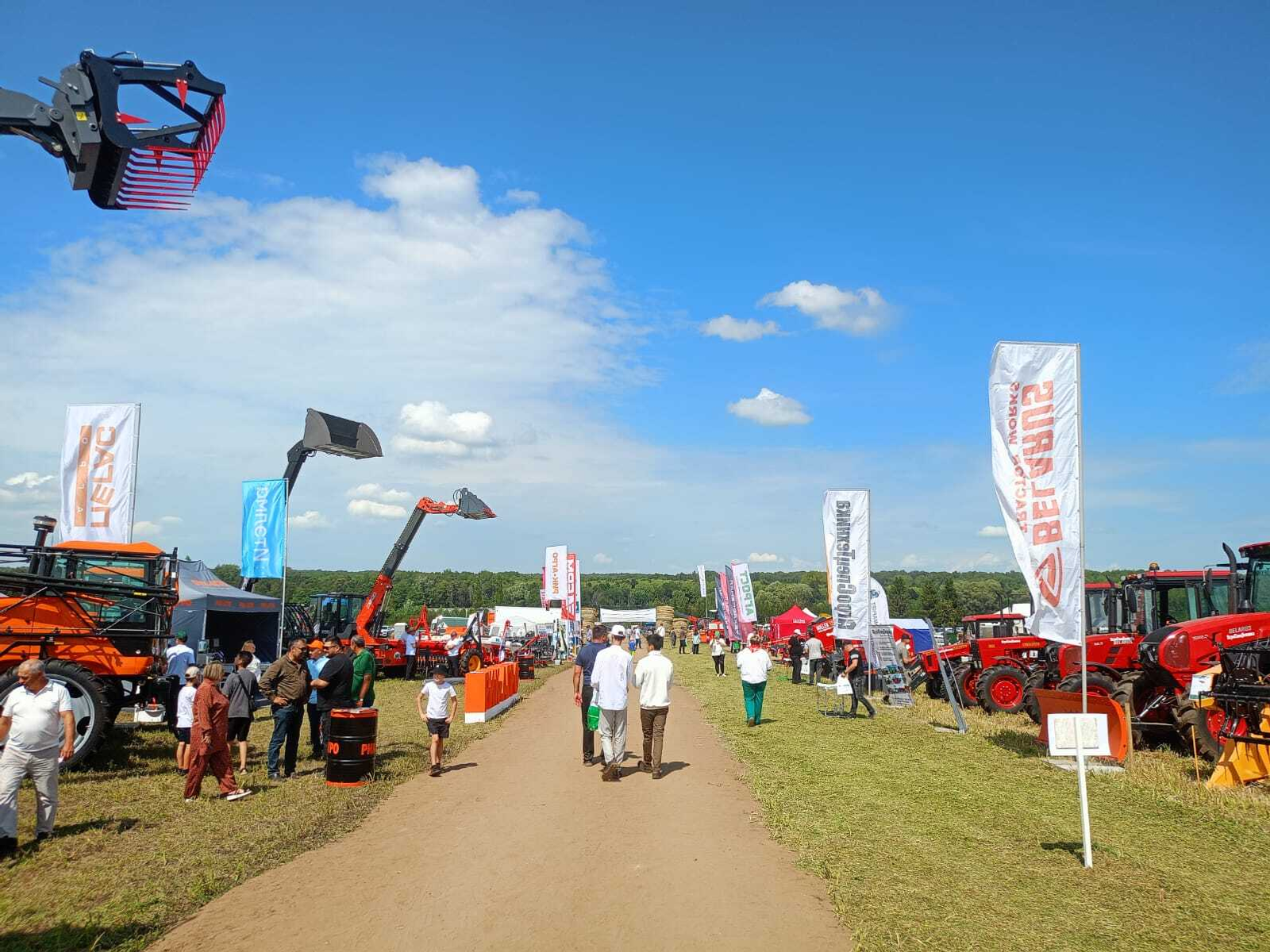 Аграрии Башкирии за 5 лет обновили парк техники более чем на 14 тысяч единиц