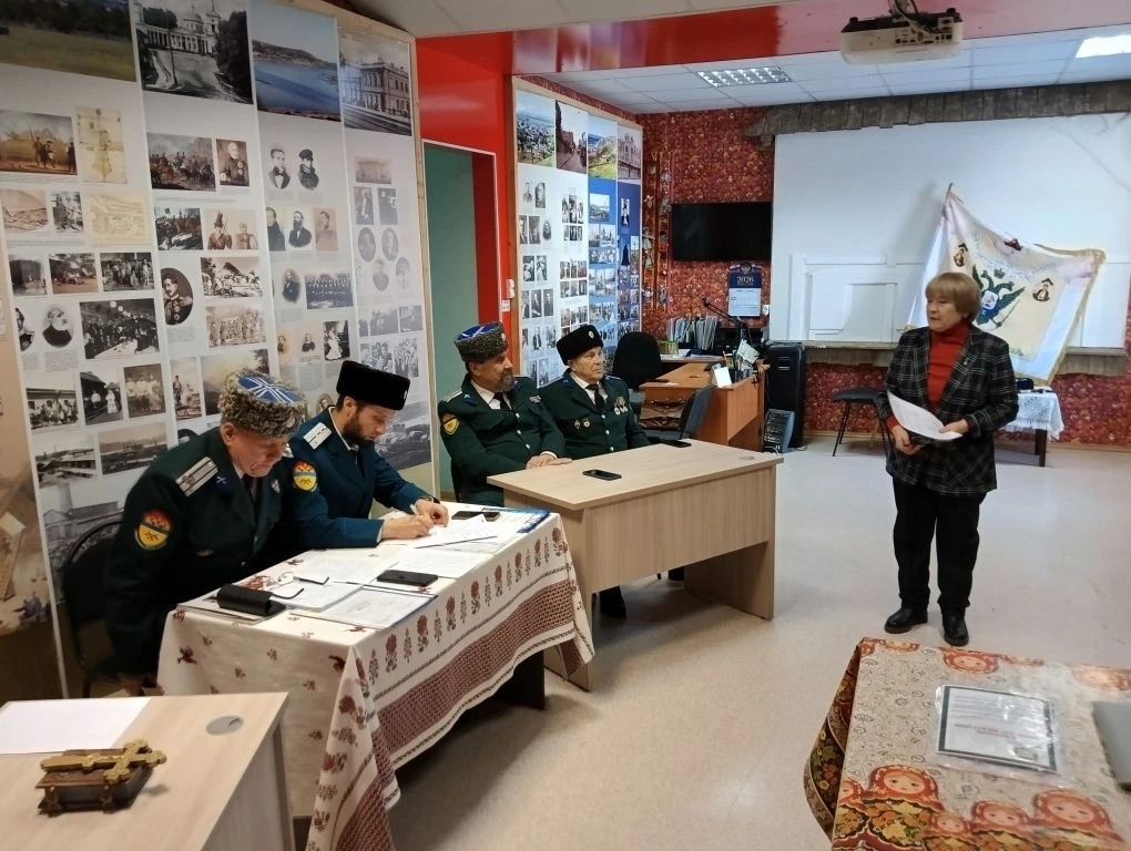 Казаки СКО «Станица Уфимская» провели традиционный Круг в ИКЦ «Красный Яр»