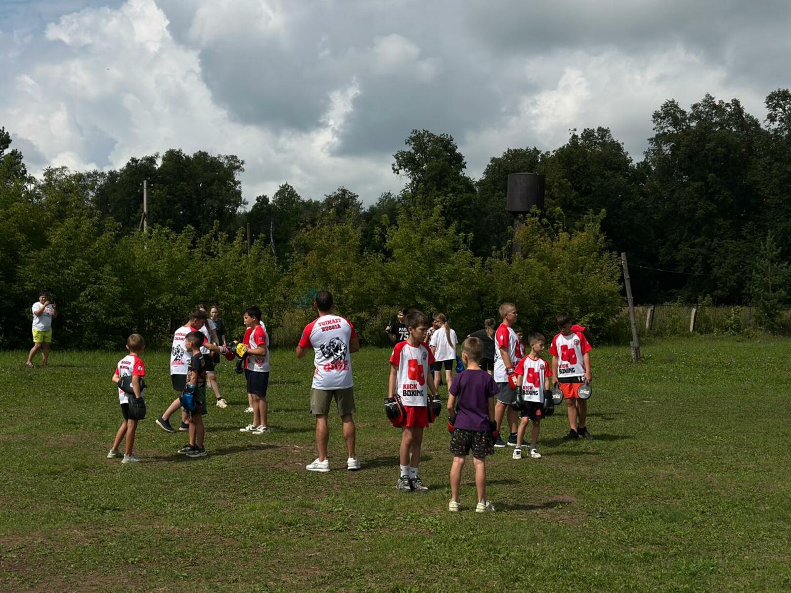 В Башкирии соцкоординаторы помогают организовать отдых детей участников СВО