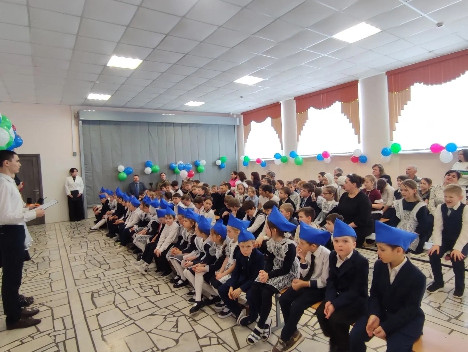 Первоклассники школы села Октябрьский вступили в ряды «Орлят России»