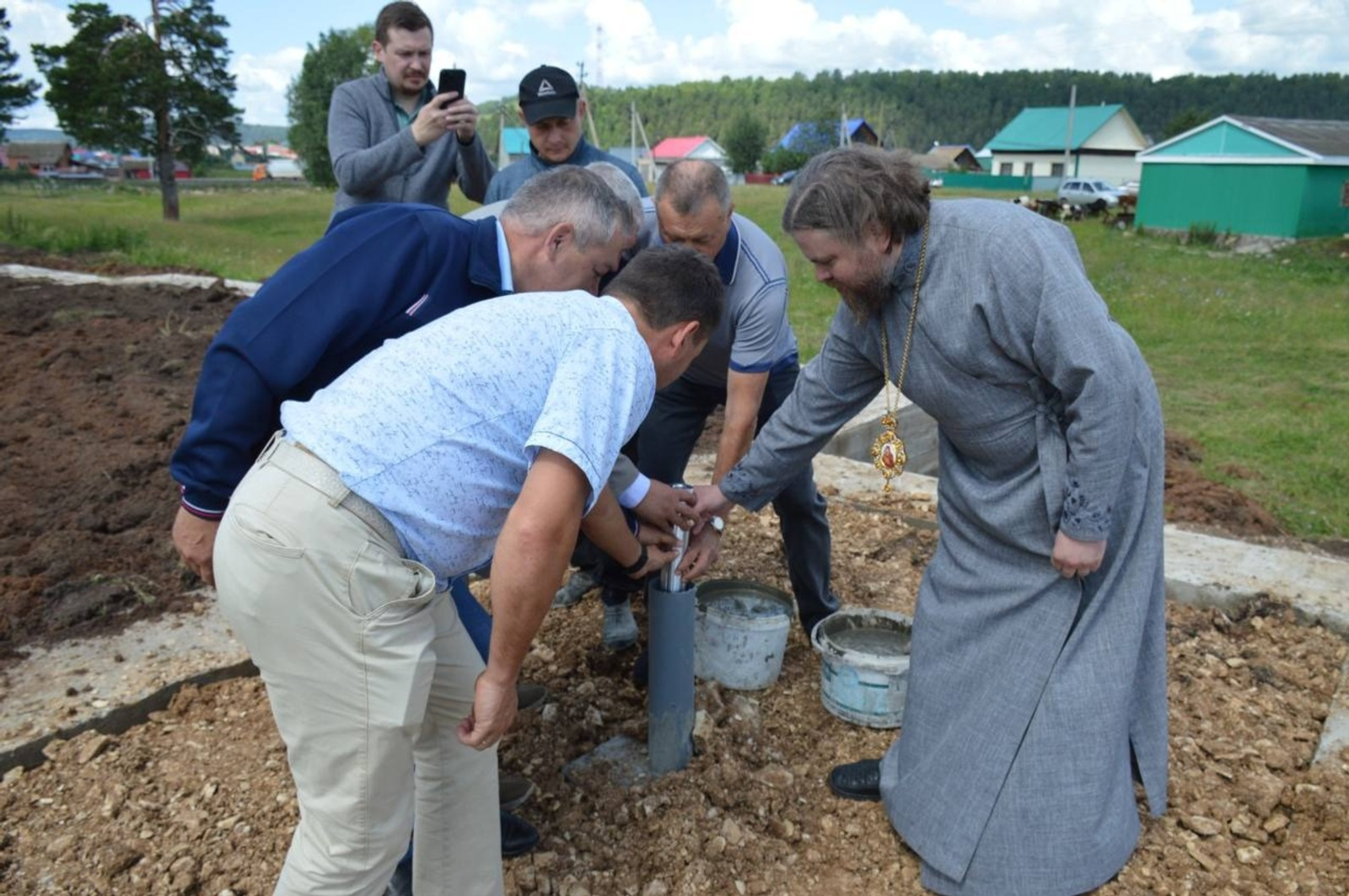 В Караидельском районе Башкирии началось строительство нового храма