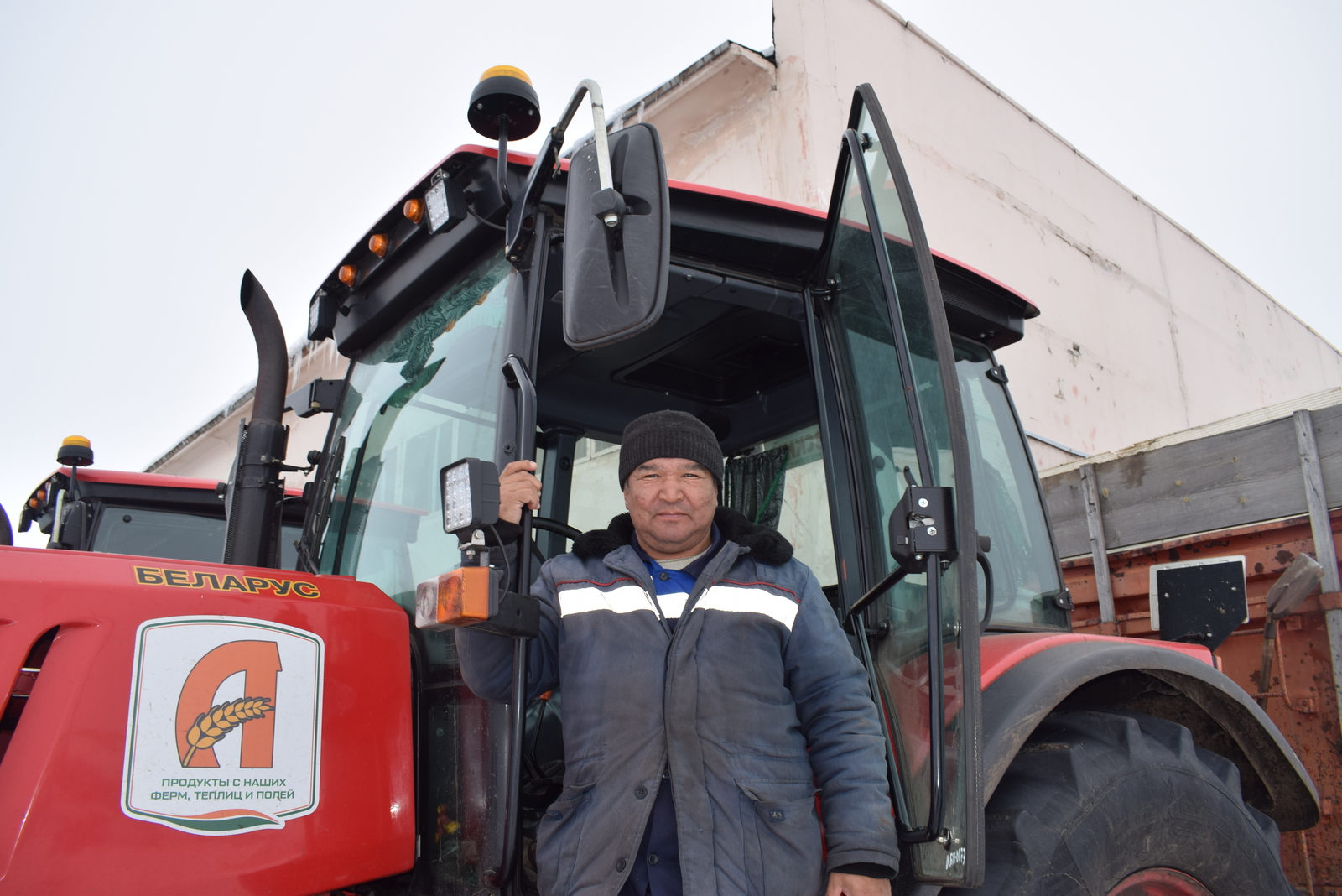 Механизатор агрокомплекса «Алексеевский» Юрис Хабиахметов: мой труд нужен людям