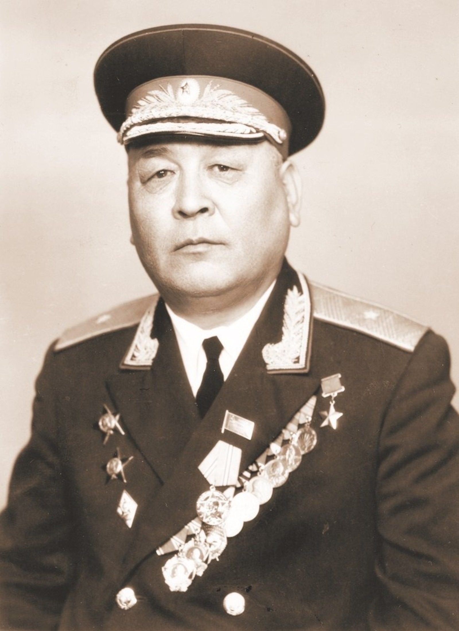 Генерал Кусимов, давший имя пятому батальону из Башкирии, известен как Герой СССР