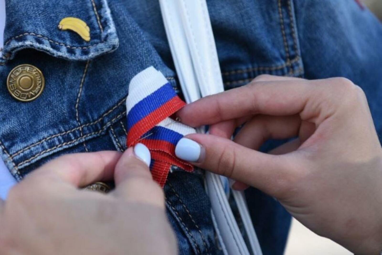 В День российского флага в Уфе организуют раздачу ленточек-триколор
