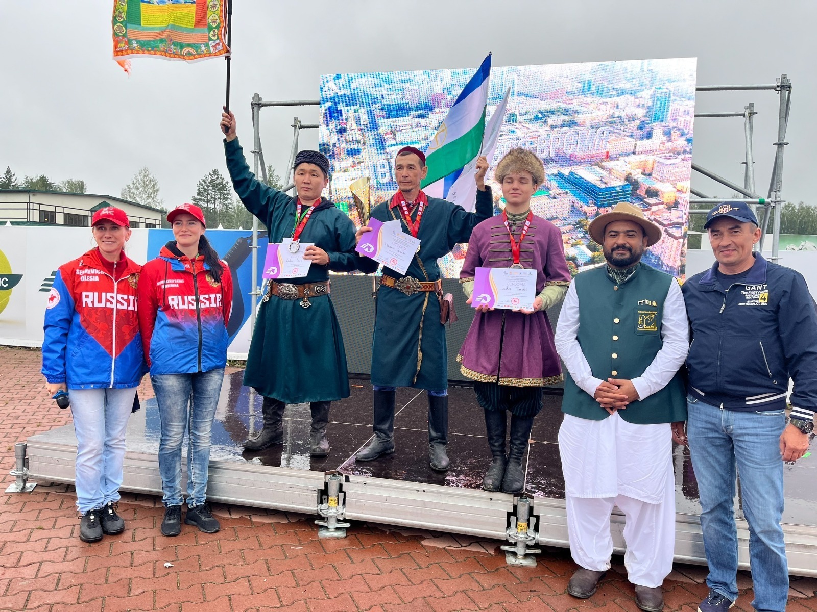 Башкирские спортсмены завоевали медали в соревнованиях по конной стрельбе из лук