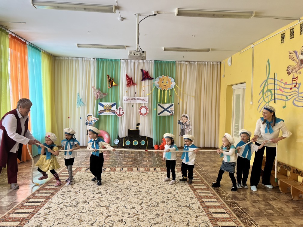 В детском саду Уфимского района отметили День моряка-подводника