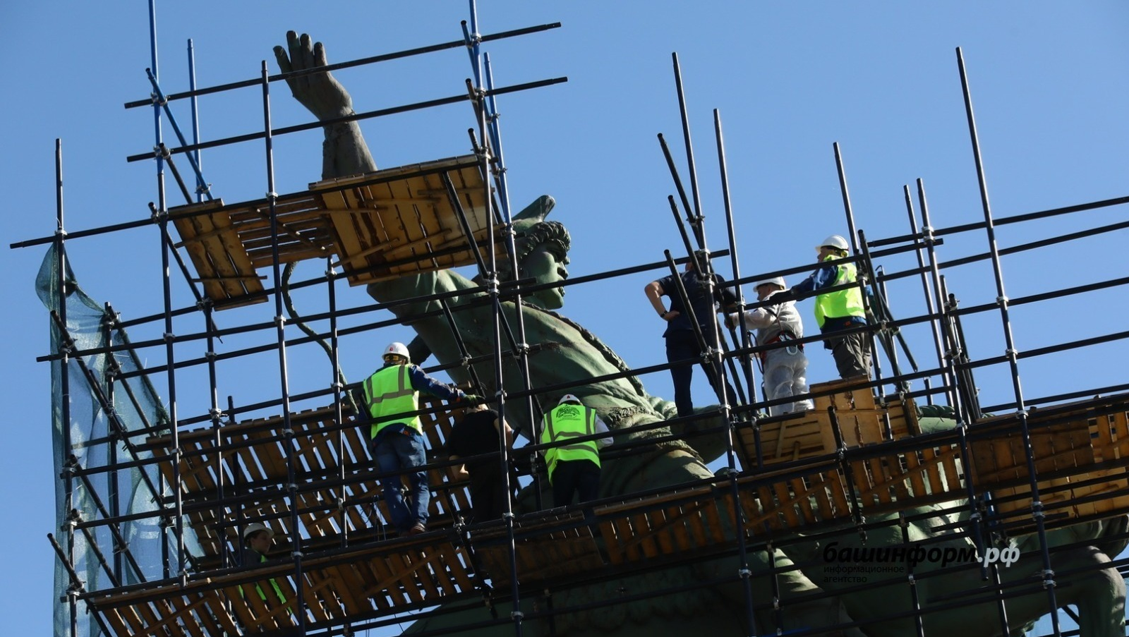 Памятник Салавату Юлаеву в Уфе отреставрируют к 11 октября 2027 года