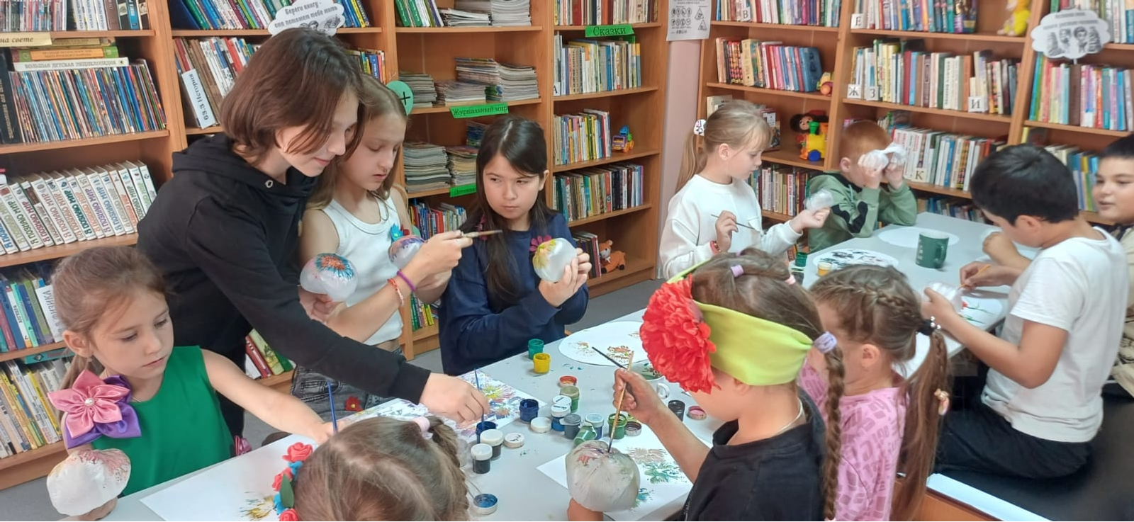 В Таптыковской библиотеке отметили Международный день цветов