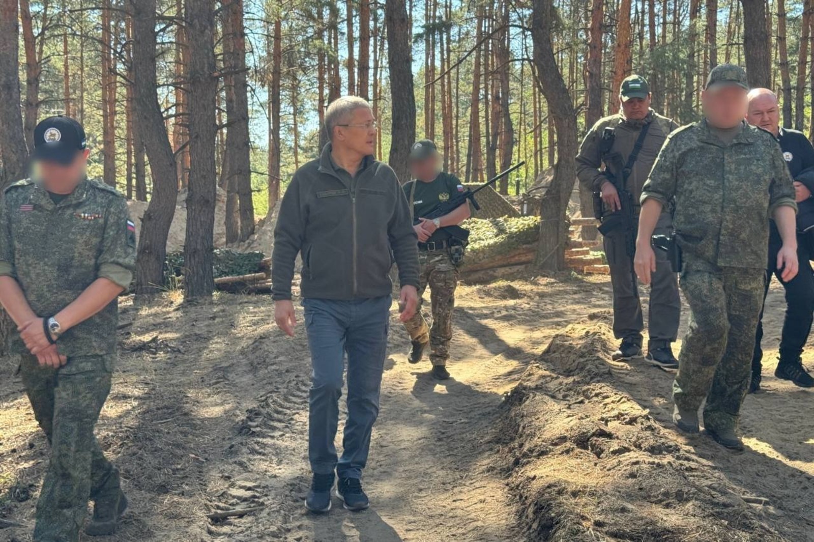 Осознанный риск Радия Хабирова ради поддержки бойцов