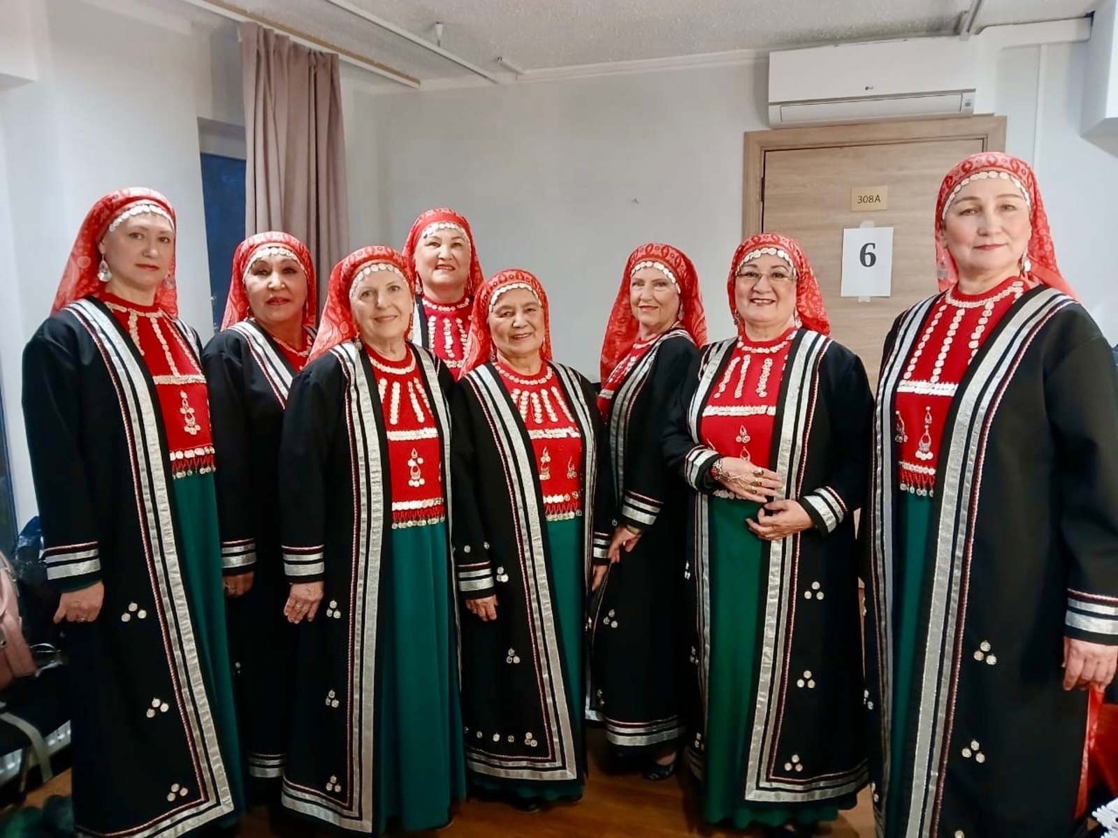 Танцевальный коллектив Уфимского района стал лауреатом международного конкурса