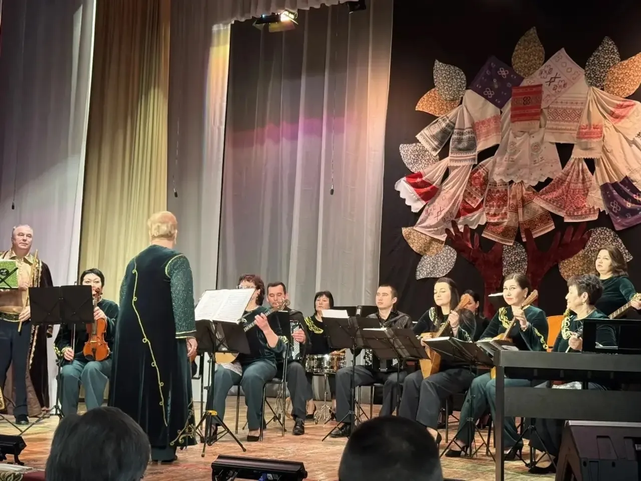 В Уфимском районе назвали лучших исполнителей на народных инструментах
