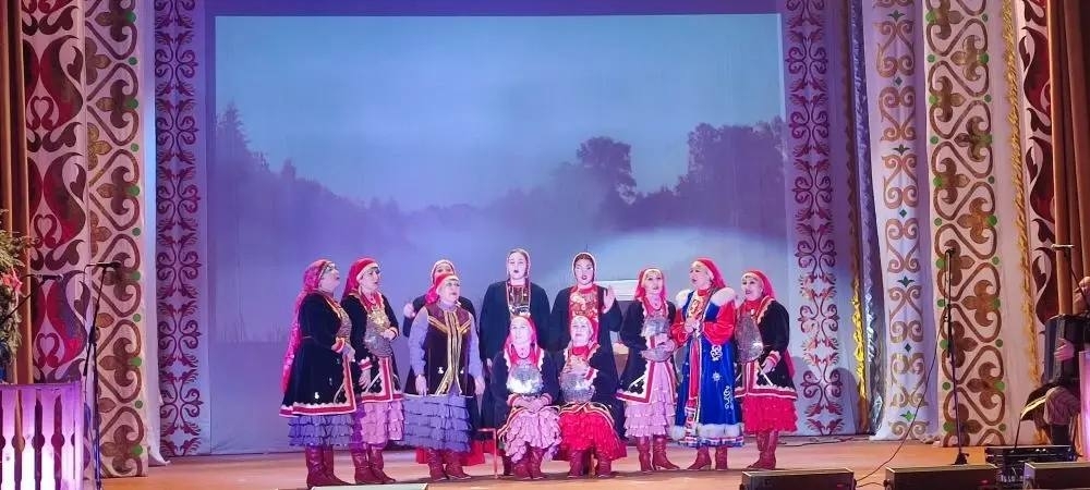 8 коллективов Уфимского района подтвердили почетные звания на «Соцветии дружбы»