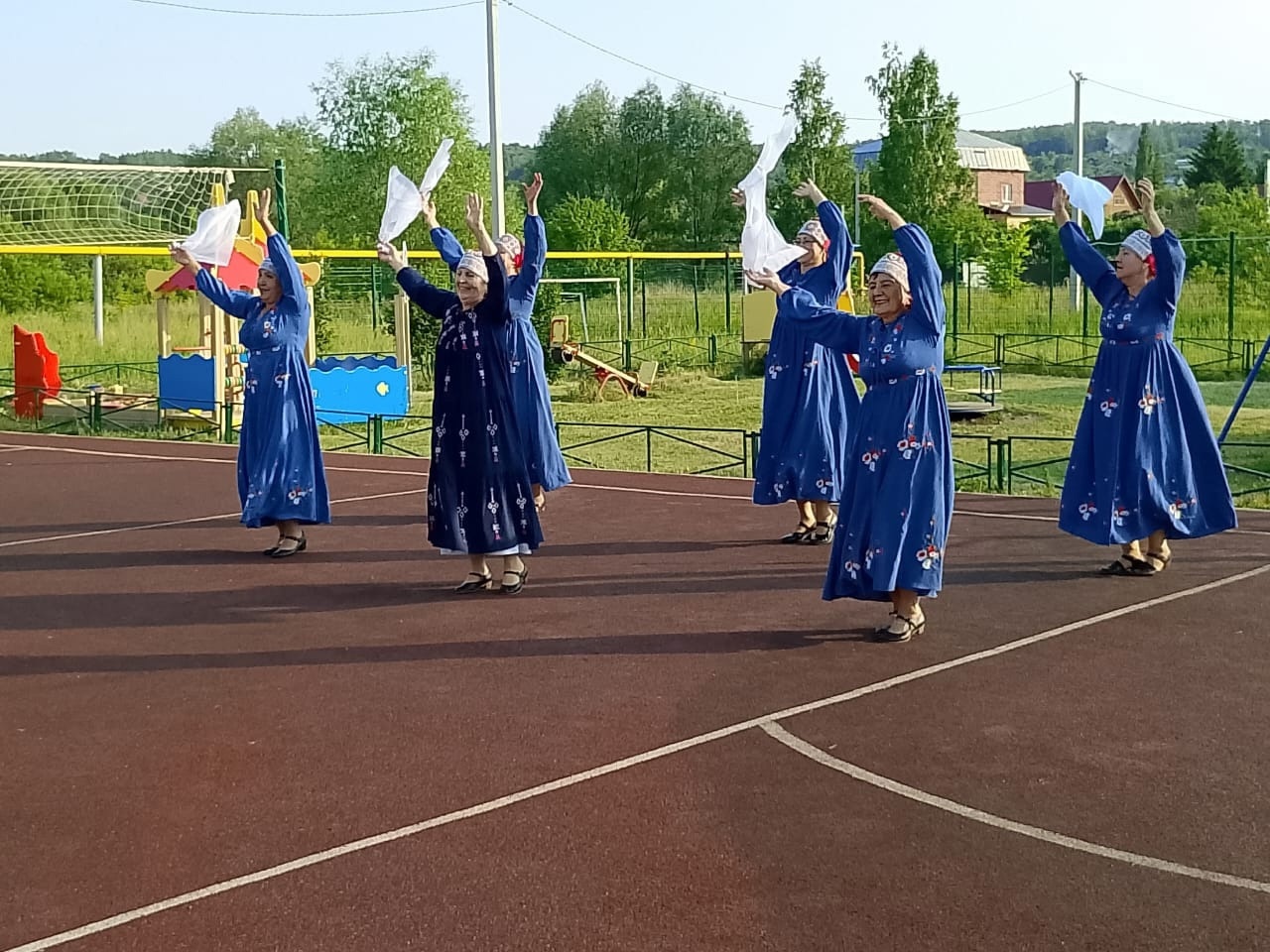 Патриотический концерт в Лекаревке объединил жителей Уфимского района