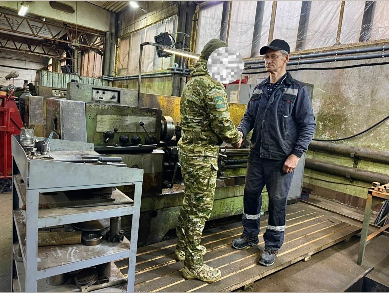 Хозяйственное управление района помогло фронту