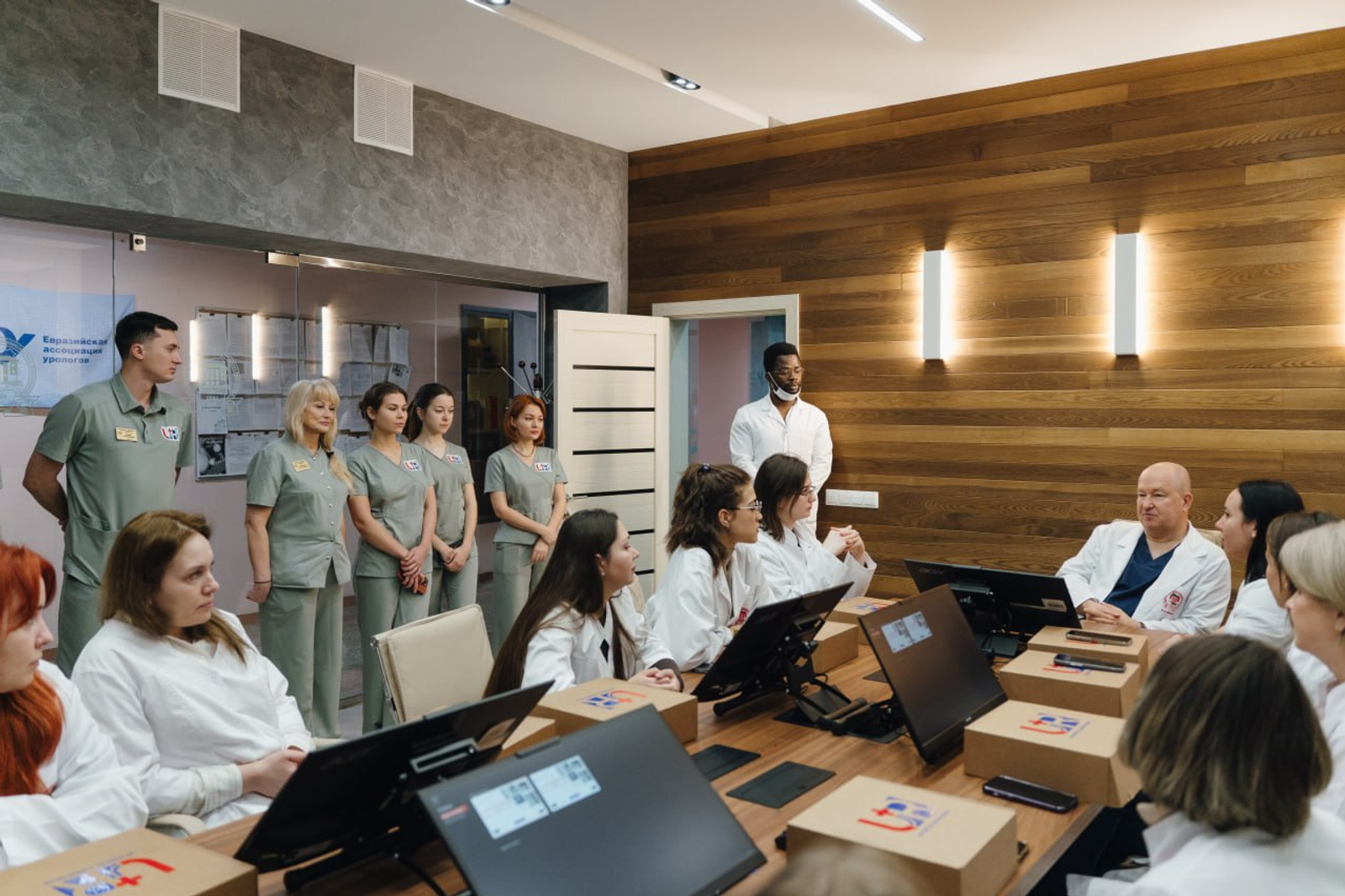 В Уфимском кампусе запустили первый спецкурс для операционных медсестер