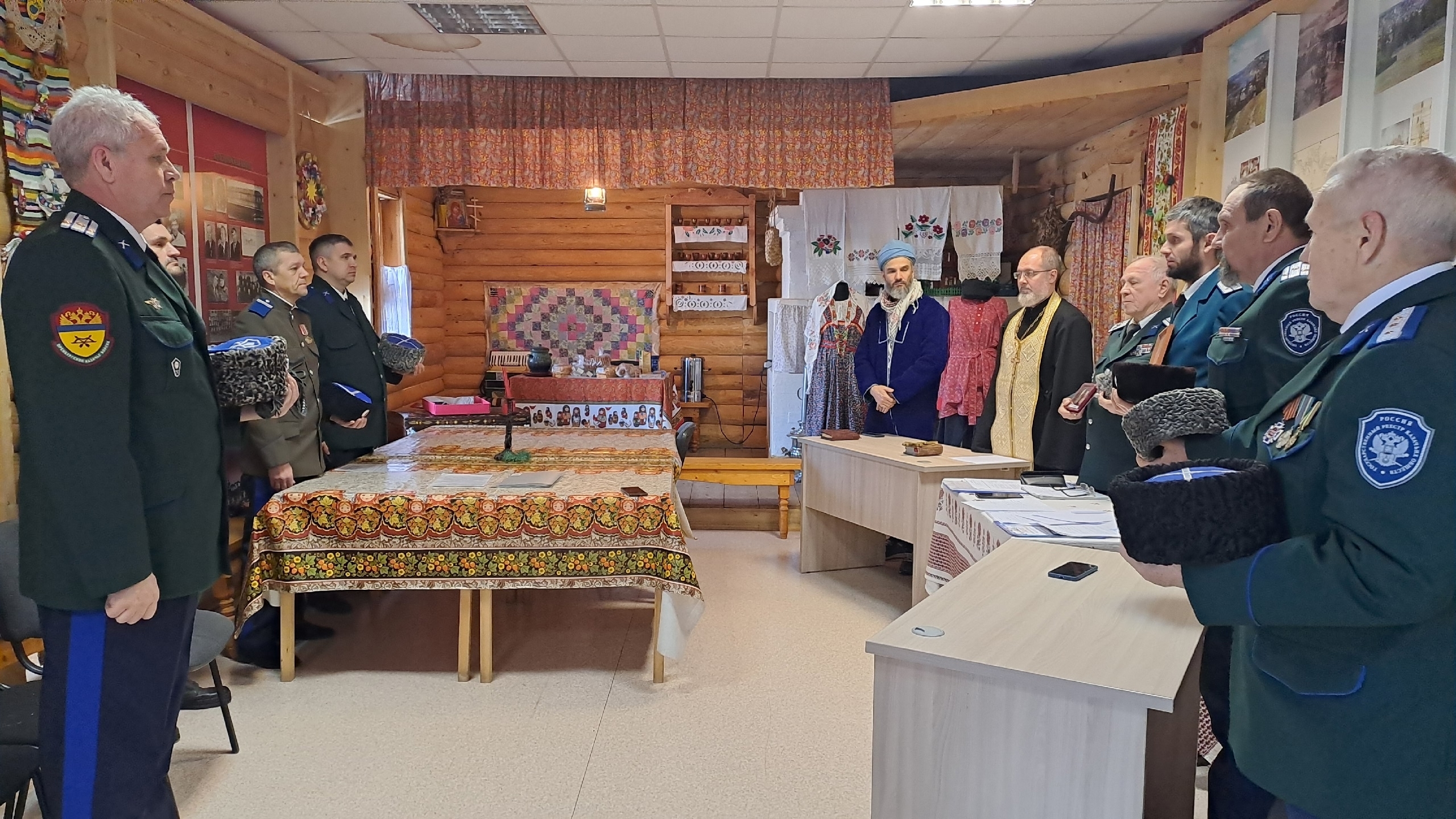 Казаки СКО «Станица Уфимская» провели традиционный Круг в ИКЦ «Красный Яр»